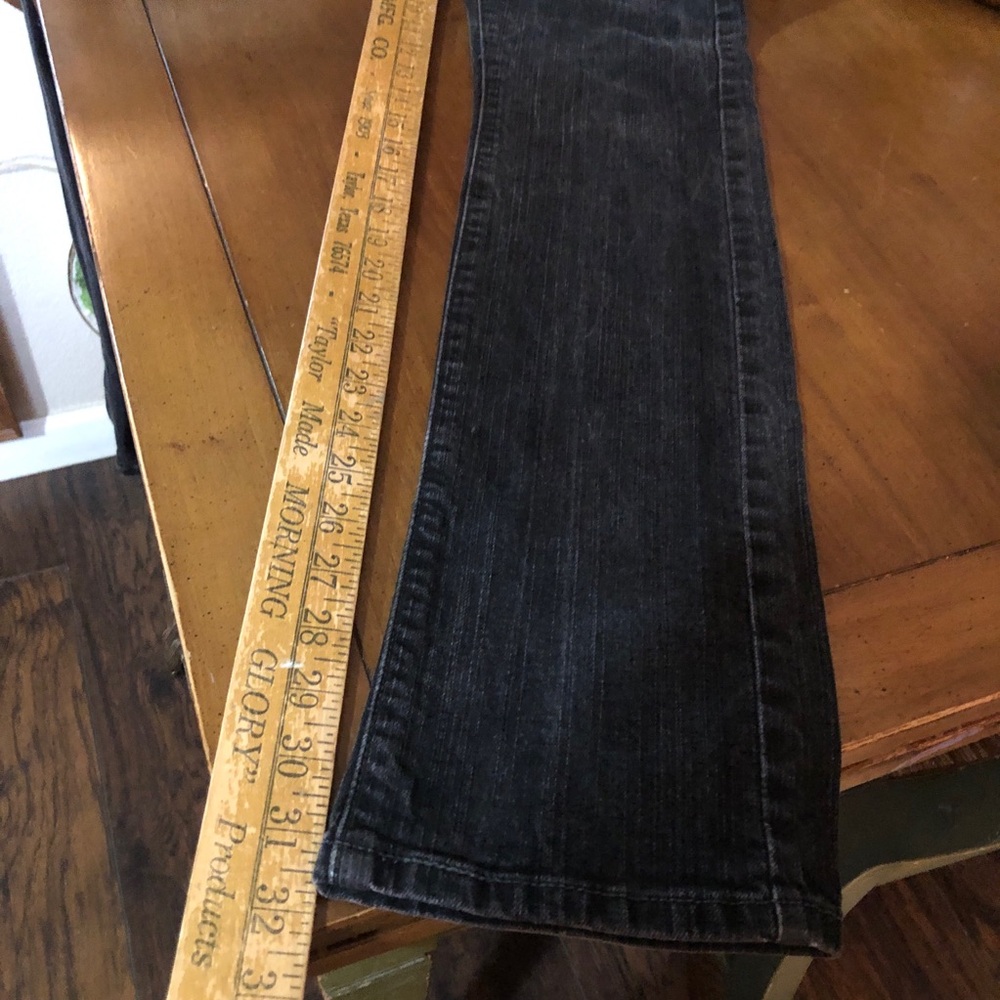 PREOWNED woman Levi's 504 Tilted Mid Rise denim Jeans Black SZ 3 - Picture 7 of 8